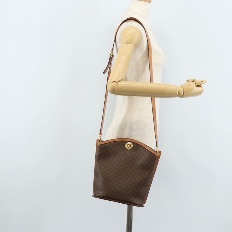 【日本直送】CELINE Macadam帆布肩背包 PVC皮革 棕色金色 正品 AMZ526A-22