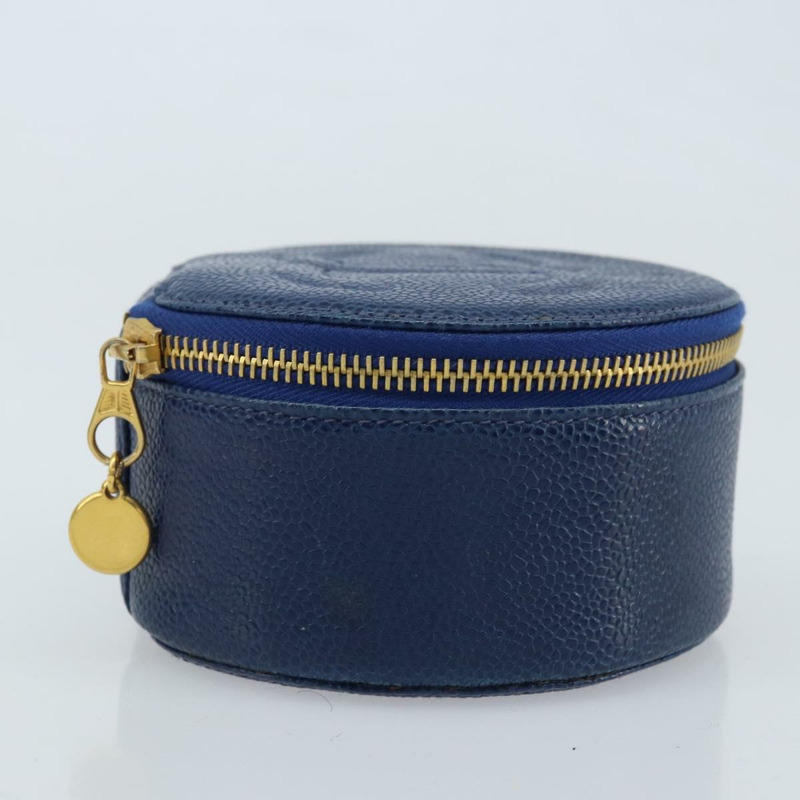 【日本直送】香奈兒魚子醬紋化妝包 海軍藍 金色 CC 標誌 YKZ201A-3