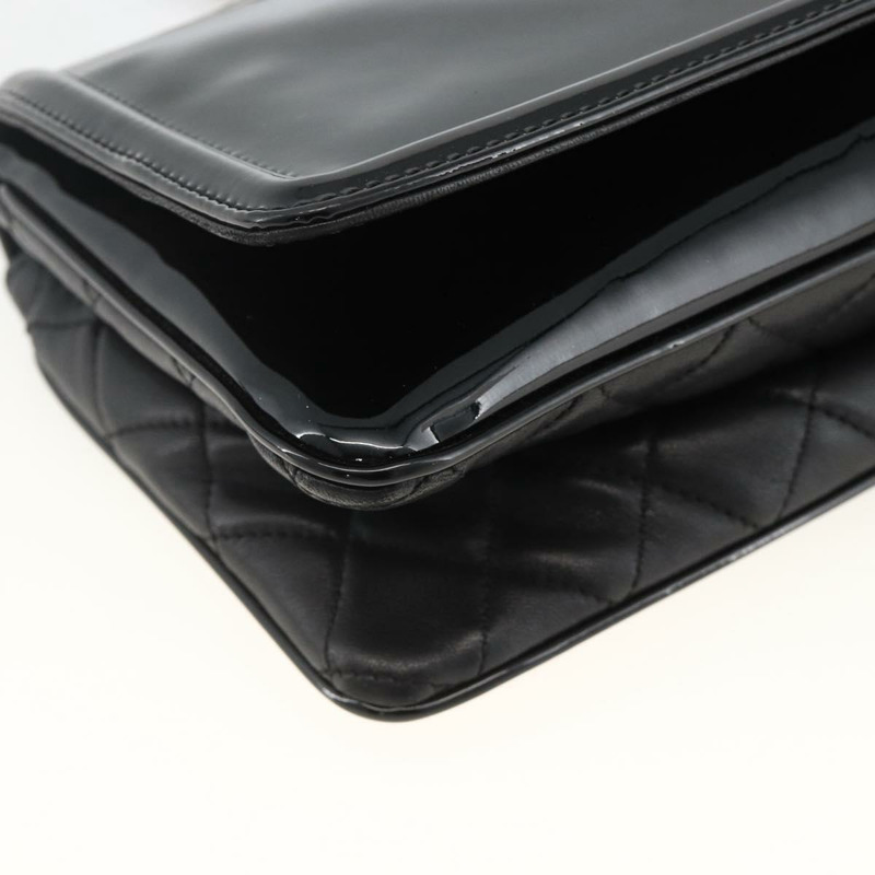 【日本直送】香奈兒唇膏線鏈條包，漆皮材質，黑色銀色雙C標誌，正品 ka3406SAV-14