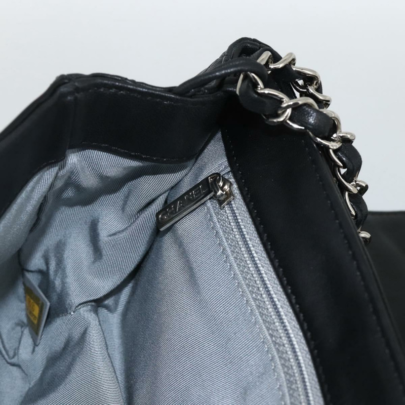 【日本直送】香奈兒唇膏線鏈條包，漆皮材質，黑色銀色雙C標誌，正品 ka3406SAV-22