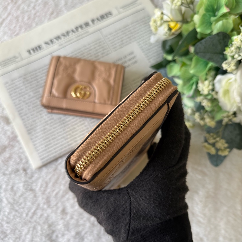 GG Logo 縫線設計ㄇ形拉鍊長夾(裸粉色)-4