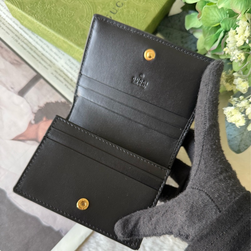 GG Logo 縫線設計二折卡片小短夾(黑色)-6