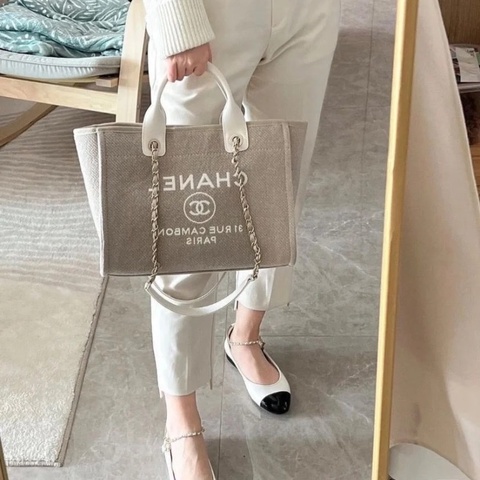 CHANEL 灰色金扣小號子母 手提肩背沙灘包32*25*12  95新  塵袋