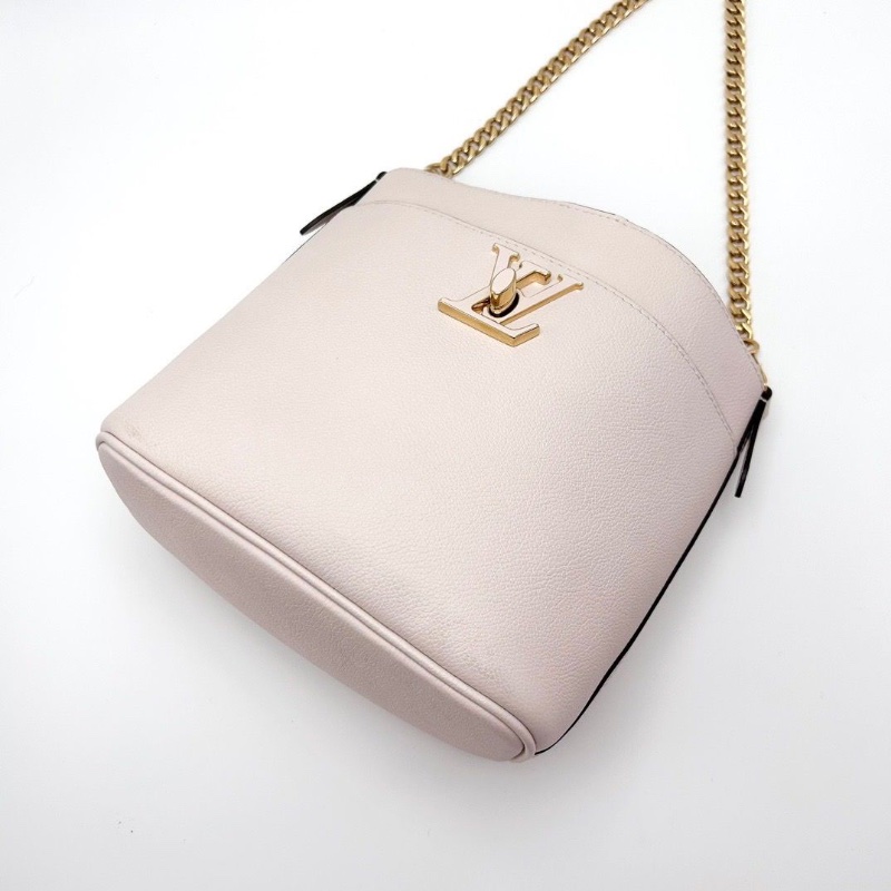 LV 白色金扣Lockandwalk 手提肩背水桶包芯片款20*20*11 9新 配件塵袋-6
