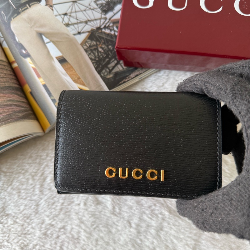 金字Logo 皮革釦式翻蓋卡片夾/名片夾(黑色)-1