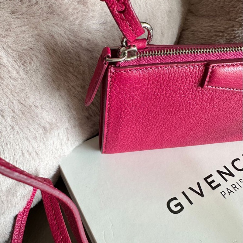 纪梵希 纪梵希包包 閑置 粉紅色 信封包 桃紅色 迷你 斜挎包 可拆 皮革肩帶  肩背  斜挎  givenchy Antigona crossbody bag pink-9