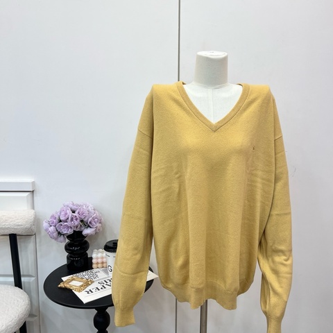 Burberry London V 領毛衣