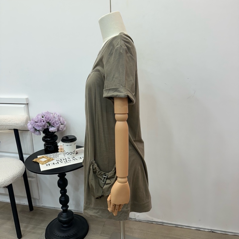 Burberry 貝寶莉 London 立體口袋洋裝-8