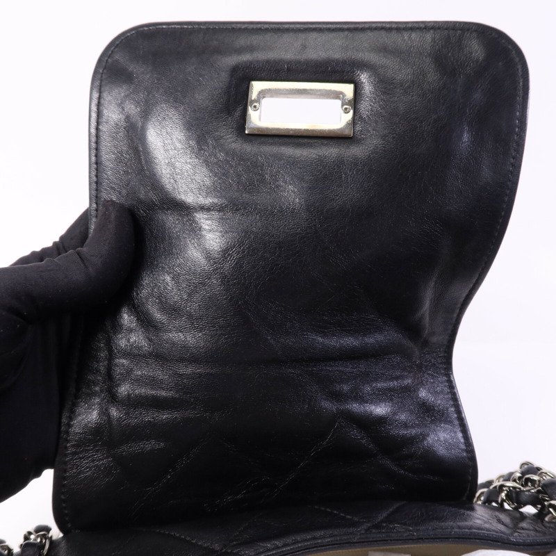 CHANEL 牛皮皮革Weat Accordion Flap銀扣鏈帶肩背袋-16