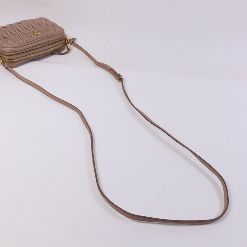 Miu Miu 羊皮皮革Shoulder Bag金扣肩背袋-9