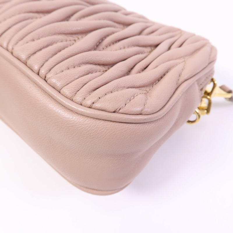 Miu Miu 羊皮皮革Shoulder Bag金扣肩背袋-13