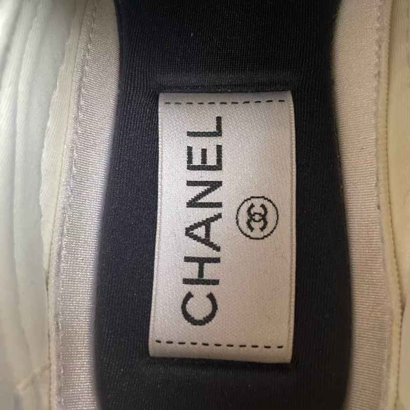 Chanel香奈兒 24s經典熊貓配色氣墊運動鞋 35碼。附件：塵袋-4