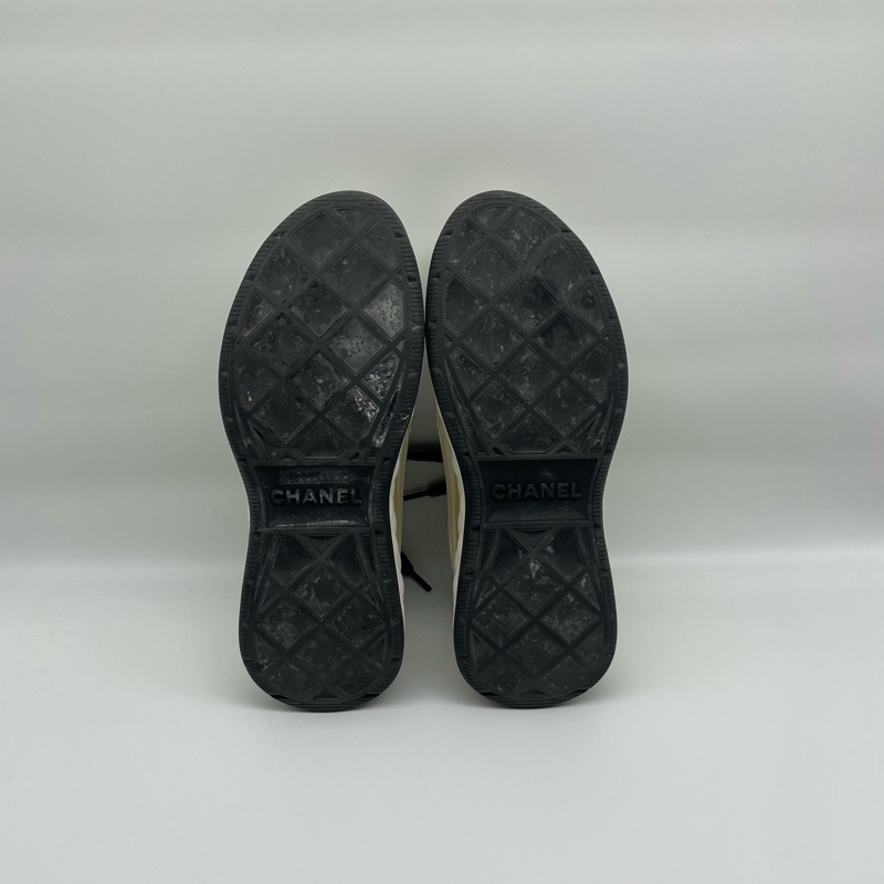 Chanel香奈兒 24s經典熊貓配色氣墊運動鞋 35碼。附件：塵袋-5