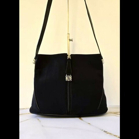 【LA LUNE】稀有中古包 Loewe黑色銀雕刻扣拼皮流浪包 側背包 單肩包 二手包