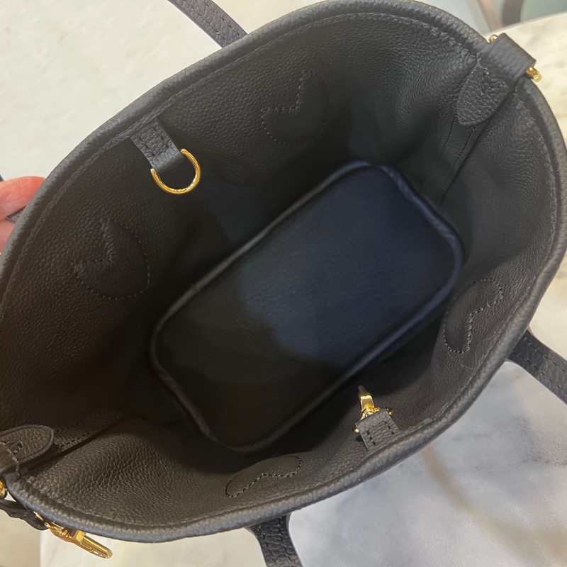 LV 原花拼黑牛皮雙面金釦Neverfull Inside Out BB-11