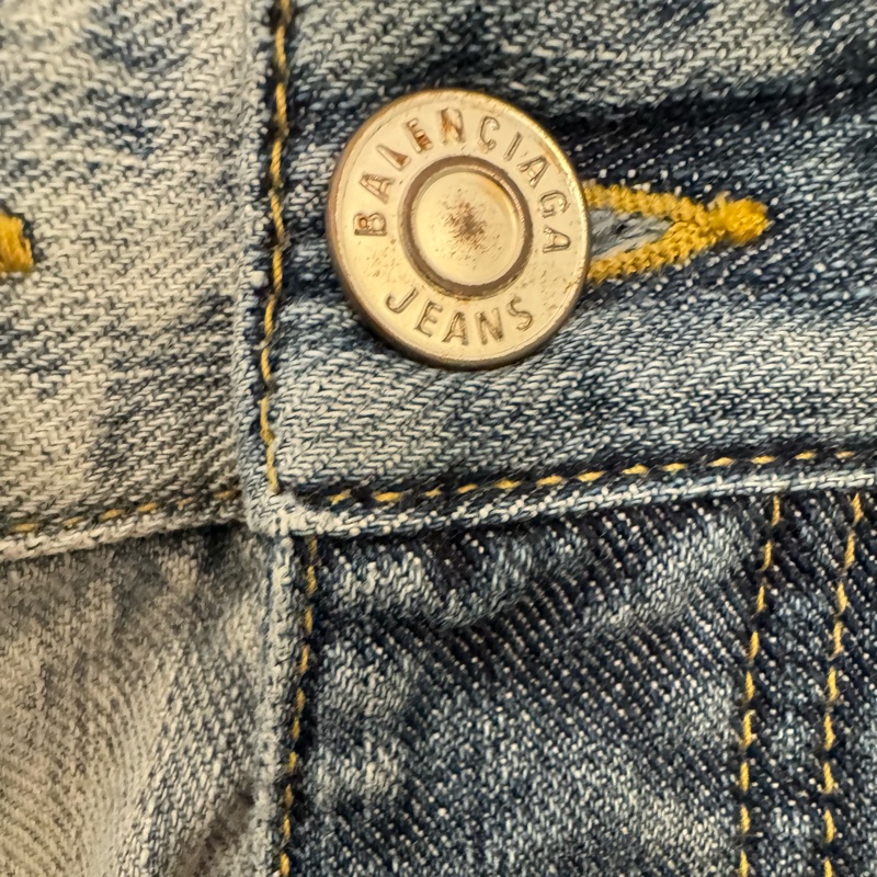 全新 M號 巴黎世家50-50做舊 左baggy右彎刀雙拼牛仔褲 oversized 版型-11