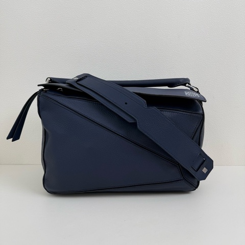 LOEWE/ 罗意威 puzzle蓝色小號 牛皮几何斜挎包 银扣