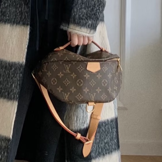 #Louis Vuitton🫆bumbag編碼19年🫆胸包尺寸35*14*12🌴附件～可調節肩帶-3