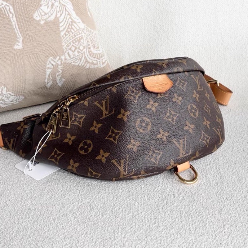 #Louis Vuitton🫆bumbag編碼19年🫆胸包尺寸35*14*12🌴附件～可調節肩帶-15
