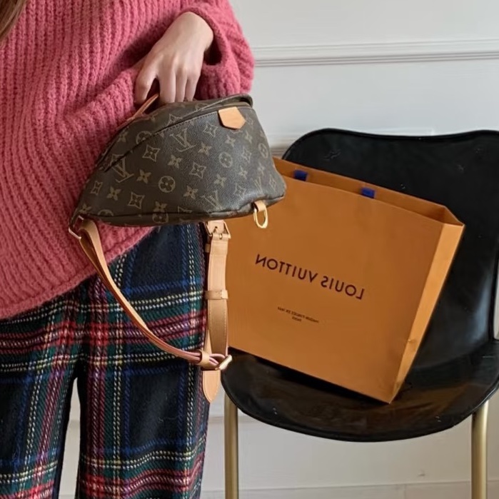 #Louis Vuitton🫆bumbag編碼19年🫆胸包尺寸35*14*12🌴附件～可調節肩帶-20