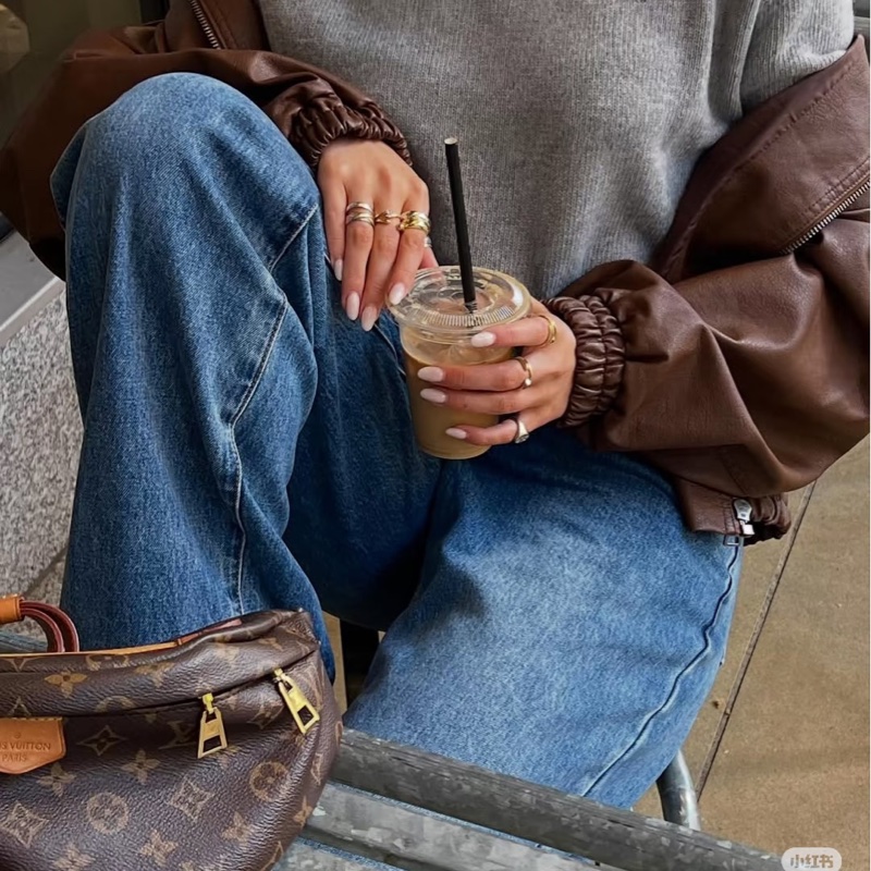 #Louis Vuitton🫆bumbag編碼19年🫆胸包尺寸35*14*12🌴附件～可調節肩帶-31