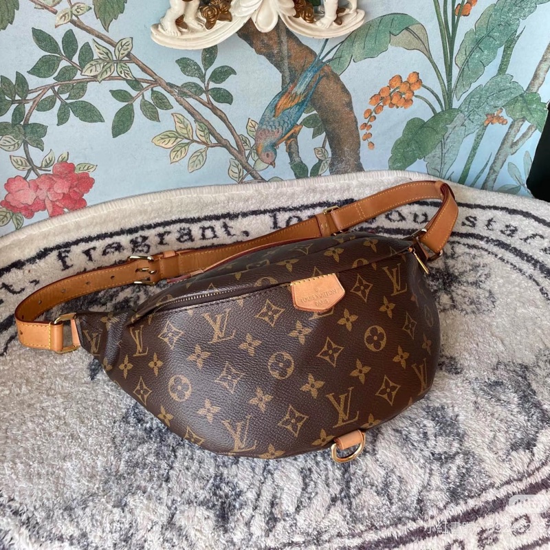 #Louis Vuitton🫆bumbag編碼19年🫆胸包尺寸35*14*12🌴附件～可調節肩帶-34