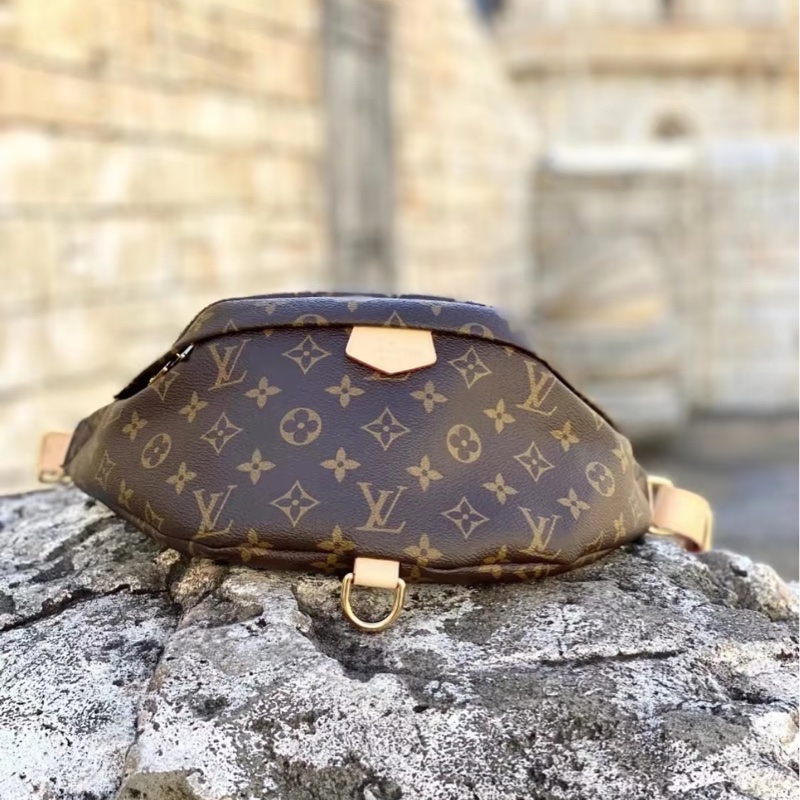 #Louis Vuitton🫆bumbag編碼19年🫆胸包尺寸35*14*12🌴附件～可調節肩帶-36