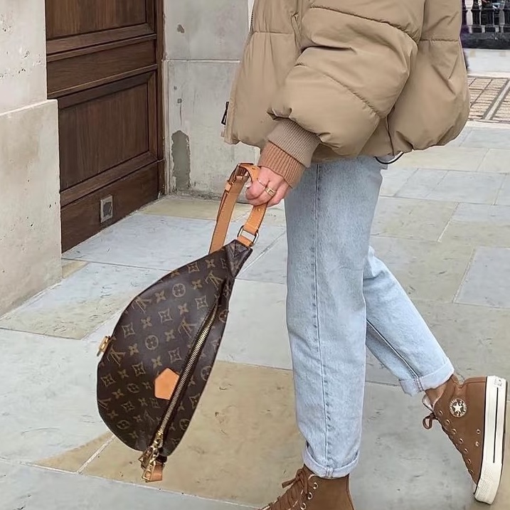 #Louis Vuitton🫆bumbag編碼19年🫆胸包尺寸35*14*12🌴附件～可調節肩帶-39