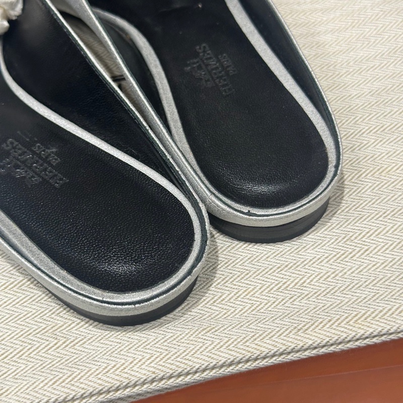 閒置新 未使用 Hermes愛馬仕 銀色水晶細節H造型平底鞋包頭拖鞋 女款  35碼-4