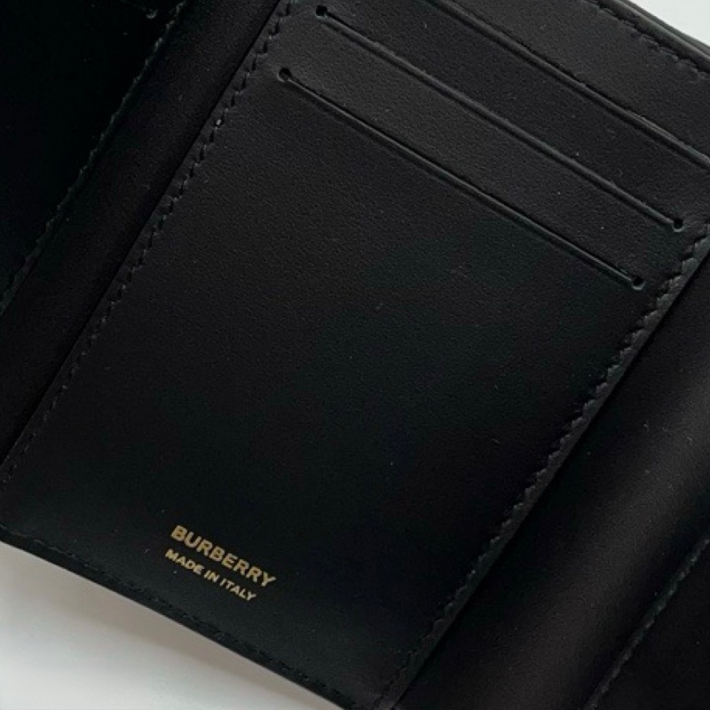 Burberry Lola wallet 8062372 ( Black / Gold )-4