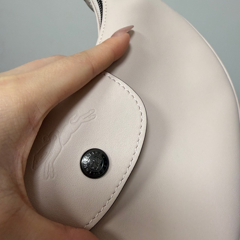 LONGCHAMP LE PLIAGE XTRA系列牛皮半月手提包(藕粉）-8