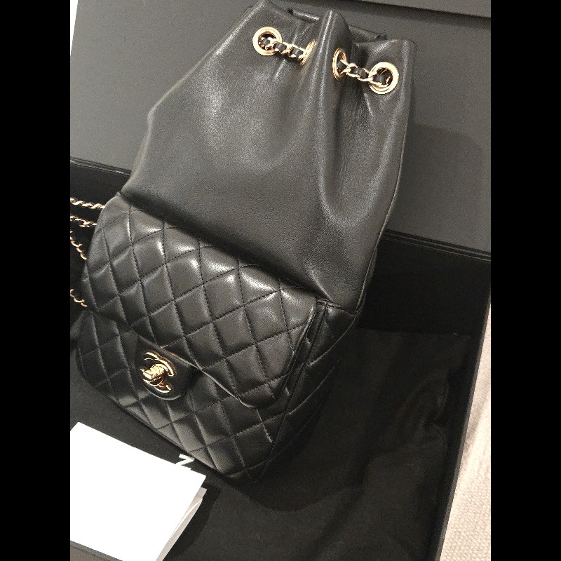 CHANEL 香奈兒 黑色羊皮金扣抽繩後背包 🈶台灣購證正本-7