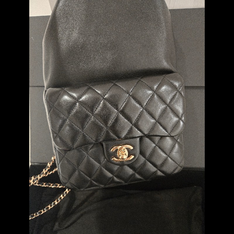 CHANEL 香奈兒 黑色羊皮金扣抽繩後背包 🈶台灣購證正本-9