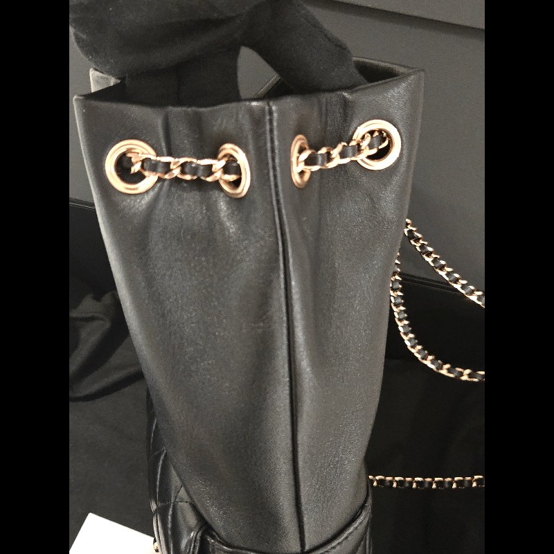 CHANEL 香奈兒 黑色羊皮金扣抽繩後背包 🈶台灣購證正本-12
