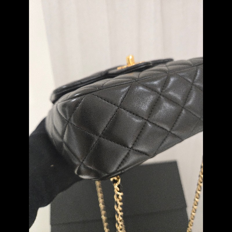 CHANEL 香奈兒 黑色羊皮金扣抽繩後背包 🈶台灣購證正本-17