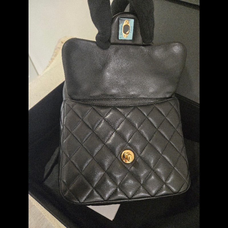 CHANEL 香奈兒 黑色羊皮金扣抽繩後背包 🈶台灣購證正本-21