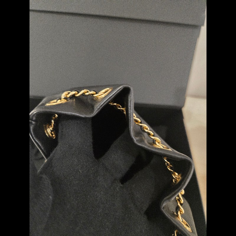 CHANEL 香奈兒 黑色羊皮金扣抽繩後背包 🈶台灣購證正本-33