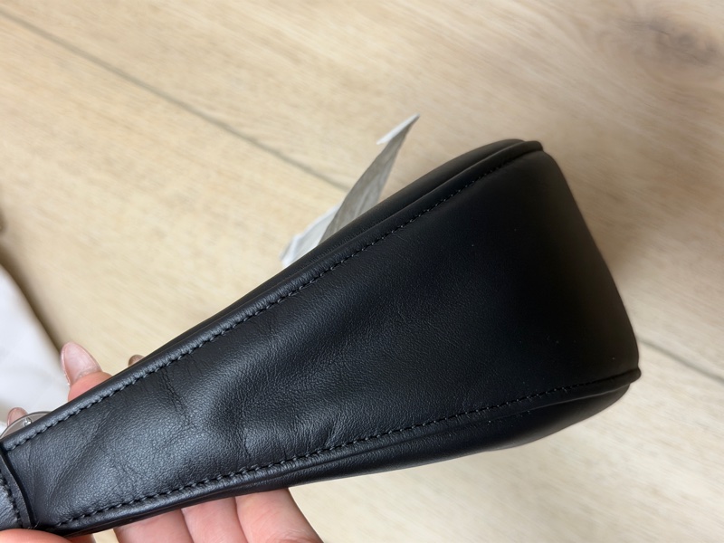 LONGCHAMP LE PLIAGE XTRA系列牛皮半月手提包(黑)-7
