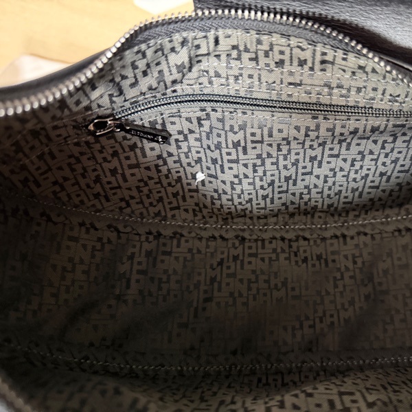 LONGCHAMP LE PLIAGE XTRA系列牛皮半月手提包(黑)-9