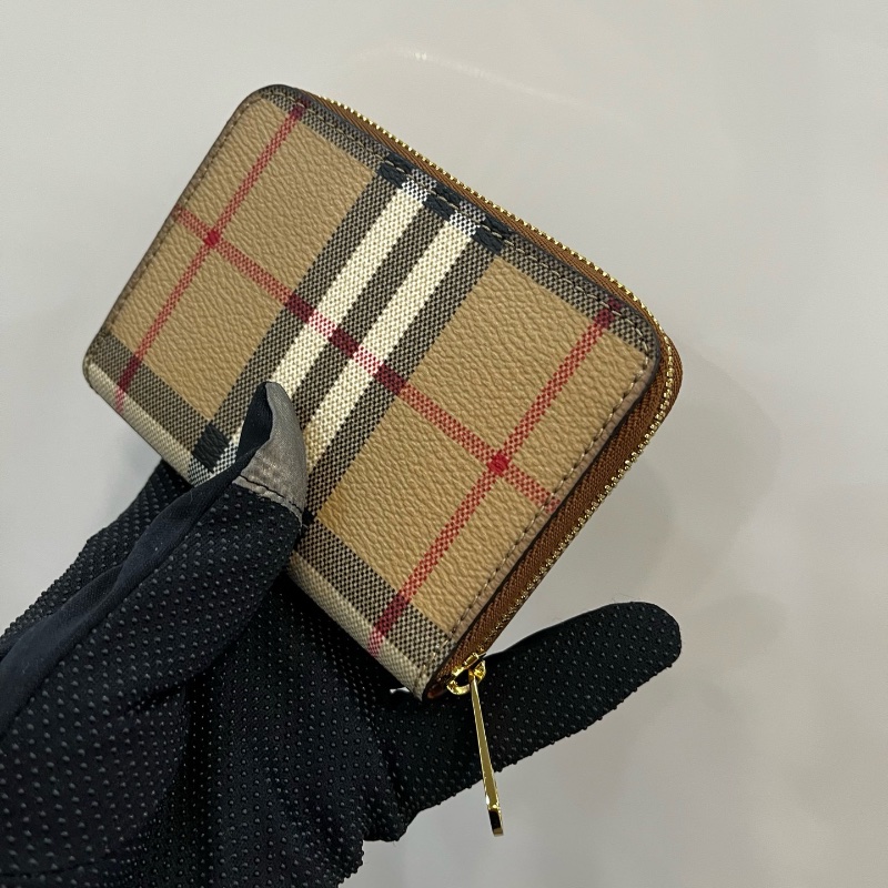 Burberry zip wallet 8094439 ( Beige )-1