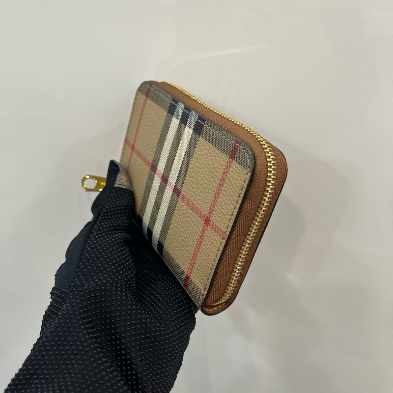 Burberry zip wallet 8094439 ( Beige )-2