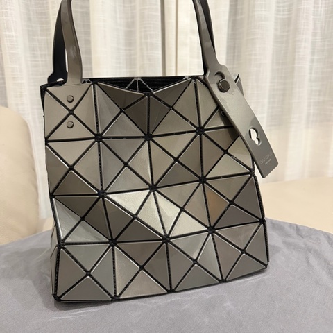 BAO BAO 槍灰色 carat