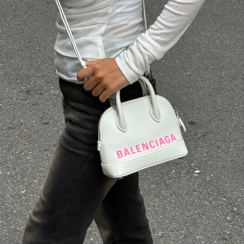 【全新品🎁】 Balenciaga 巴黎世家 小貝殼包 斜背包（專櫃63,000）-1