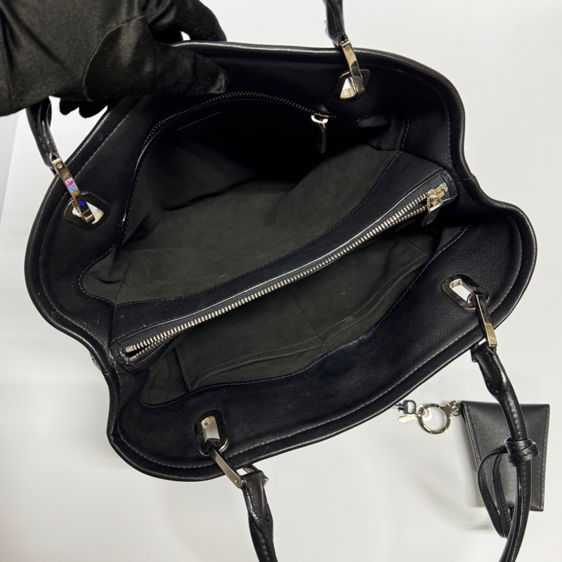 【極新🎁 全平台唯一】 LV Antheia 限量發售 羊皮肩背包 （專櫃163,000）-14