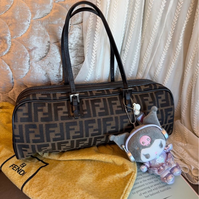 芬迪包 法棍包 法棍 腋下包 手提包 包包  可拆皮革肩帶  肩背包 托特包  中古包 復古包 古董包 托特包 fendi baguette bag-15