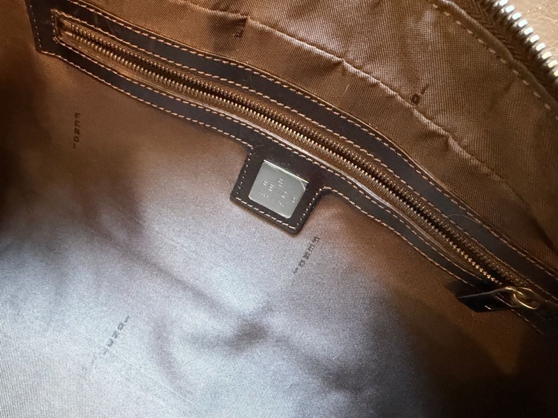 芬迪包 法棍包 法棍 腋下包 手提包 包包  可拆皮革肩帶  肩背包 托特包  中古包 復古包 古董包 托特包 fendi baguette bag-23