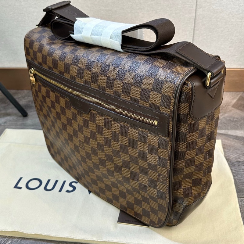 閒置新 LV 路易威登 棕色棋盤格郵  男款 尺寸：36*11*29cm 附件：塵袋。-2