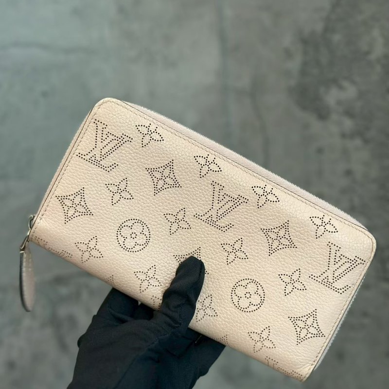 💎Han's house精品服飾💎LOUIS VUITTON M61868 LV限量款 長夾-2