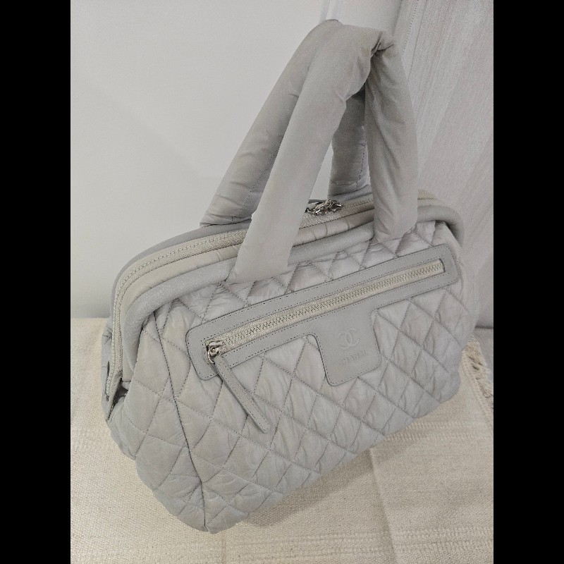 Chanel 香奈兒 極美灰銀色 Coco Cocoon 尼龍醫生包  肩背包 手提包-8