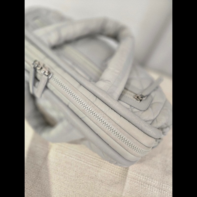 Chanel 香奈兒 極美灰銀色 Coco Cocoon 尼龍醫生包  肩背包 手提包-14